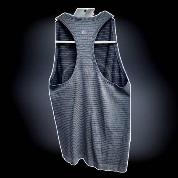 LULULEMON SWIFTLY TECH HIGH NECK TANK GRAY S/M - Picture 2 of 5